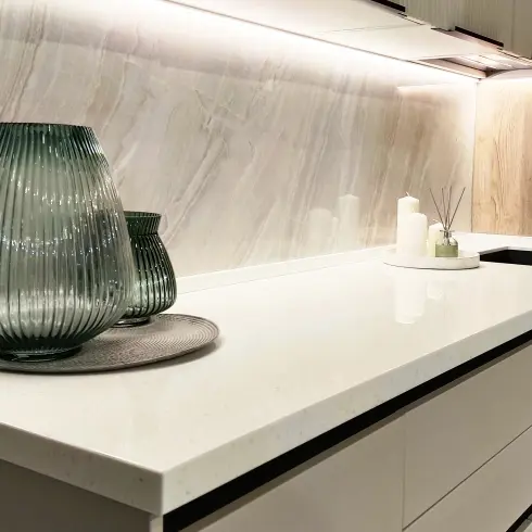 Столешницы из акрилового камня