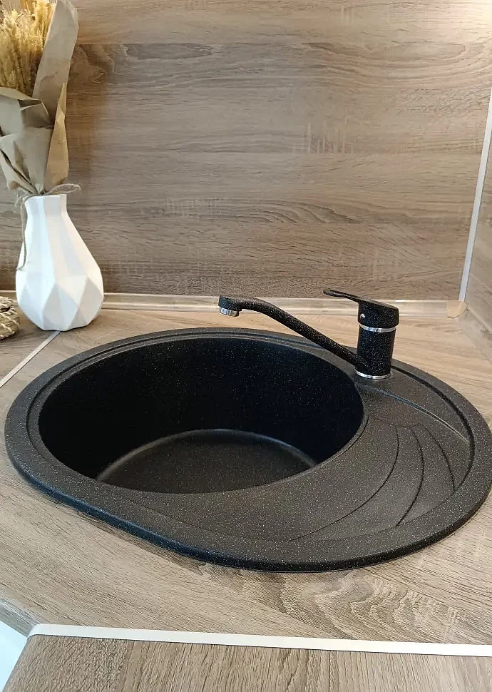 Кухонный гарнитур «Вегас с решеткой»