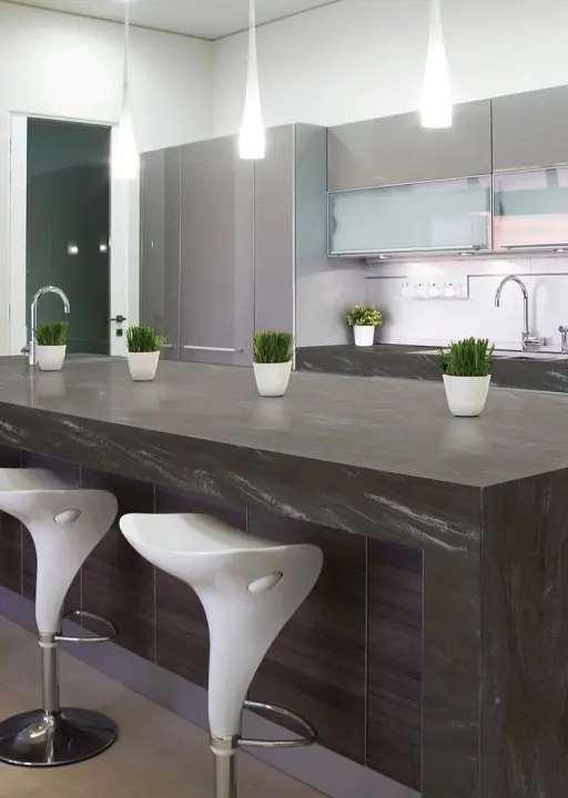 GRANDEX M 706 A Stormy Sea