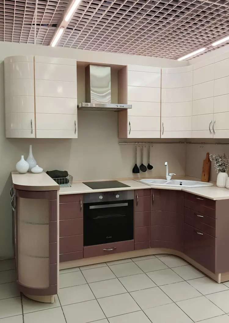 Кухонный гарнитур «Ваниль капучино» Большая, П – образная, С барной ...